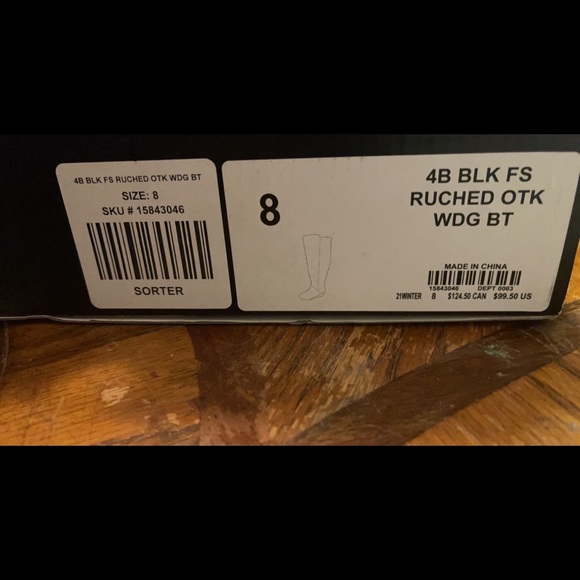 Knee high suede boots size 8 wide calf - Picture 5 of 5